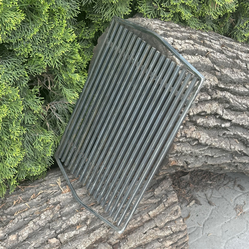 Універсальна сталева решітка-гриль Mzavod з ручками 520х320мм