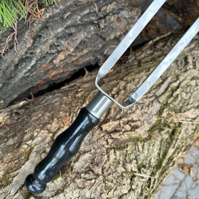 Подвійний шампур Mzavod з дерев'яною ручкою 630х12х3мм чорний