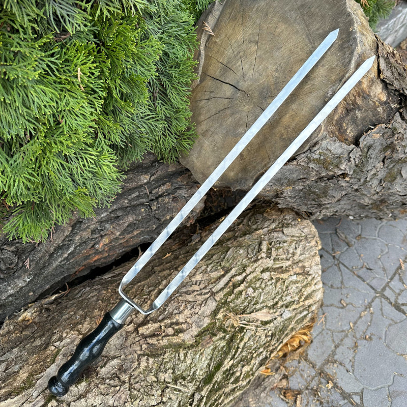 Подвійний шампур Mzavod з дерев'яною ручкою 630х12х3мм чорний