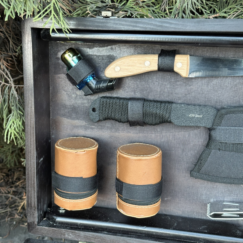 Подарочный набор Mzavod Атаман кейс-столик черный