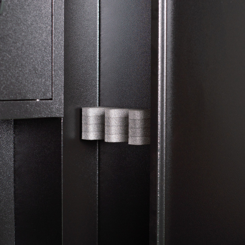 Сейф збройовий ШОЕ-1400, чорний