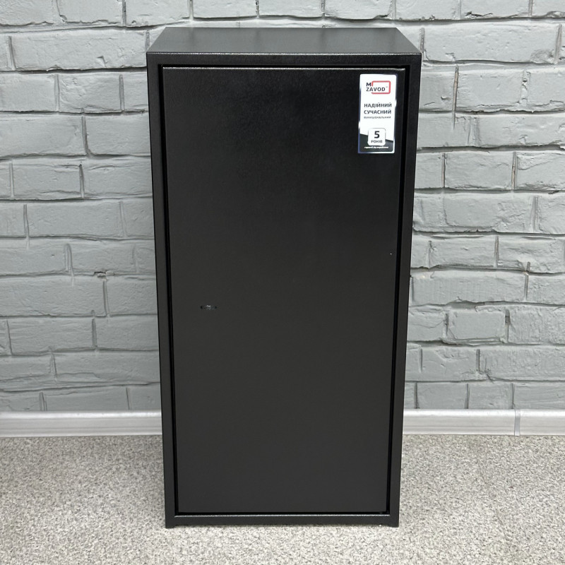 Офісний сейф СБЕ-880 чорний