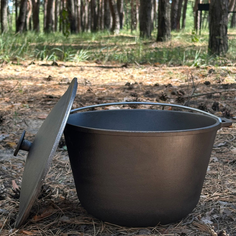 Казан туристичний КТ-12 чавунний з кришкою 12л